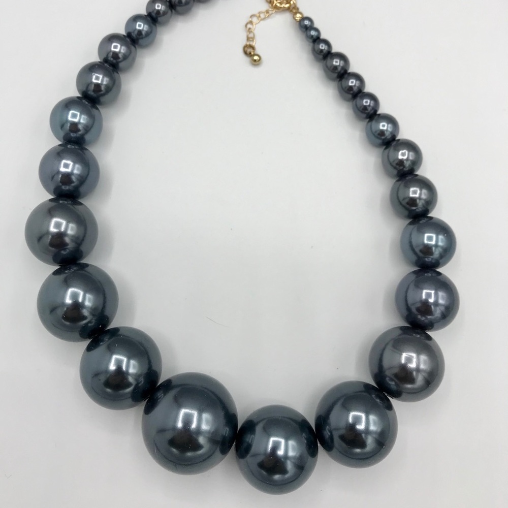 Kosmos beaded necklace (B39) 1777